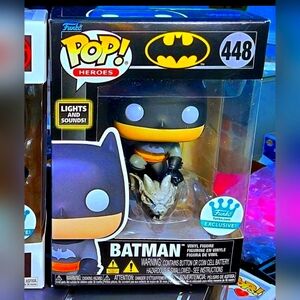 Funko 448 BATMAN Lights & Sound Funko Exclusive With Case